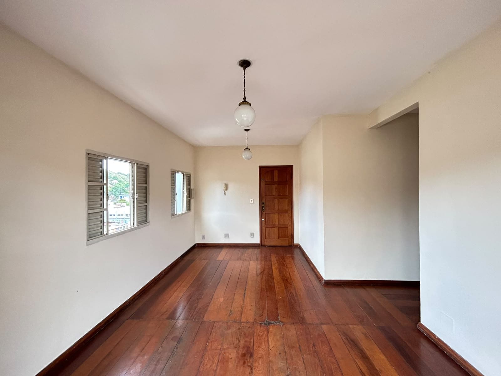 Apartamento em Lourdes, Itabirito